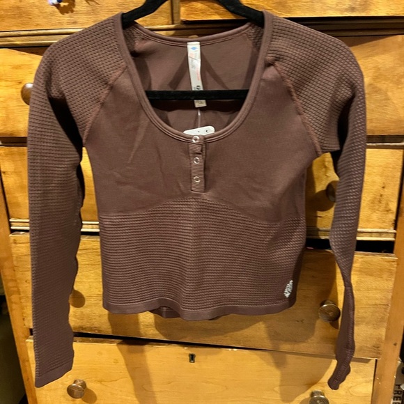Free People Movement Bail Out Long Sleeve Layer Top Cocoa Brown $68 Retail NWT - Picture 7 of 8